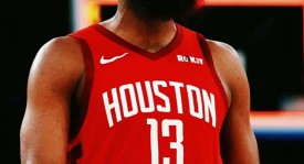 NBA赛场风云：东契奇伤退火箭取胜，安东尼点评关键球员，詹姆斯展现领袖风采